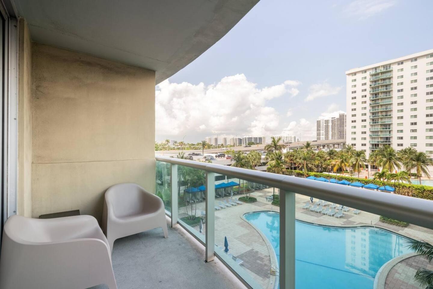 Ocean Reserve Condominium Miami Beach Exterior photo